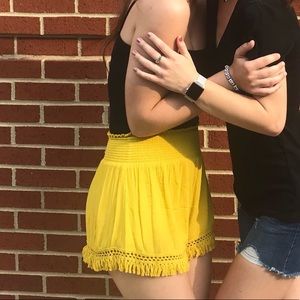🌸2 for $15🌸 Golden yellow frayed shorts